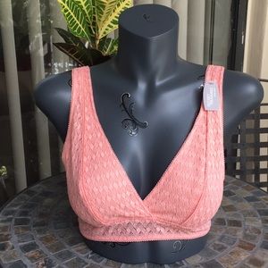 Lace Pale Peach Bralette ๐๐